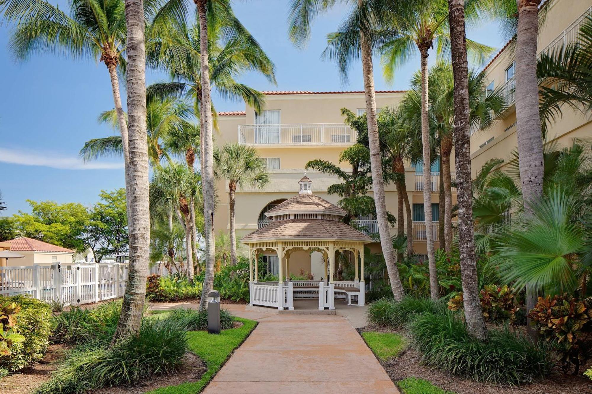 Courtyard By Marriott Fort Lauderdale North/Cypress Creek Kültér fotó